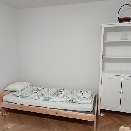 Pokoje Sunrise Hostel Warsaw Exterior photo