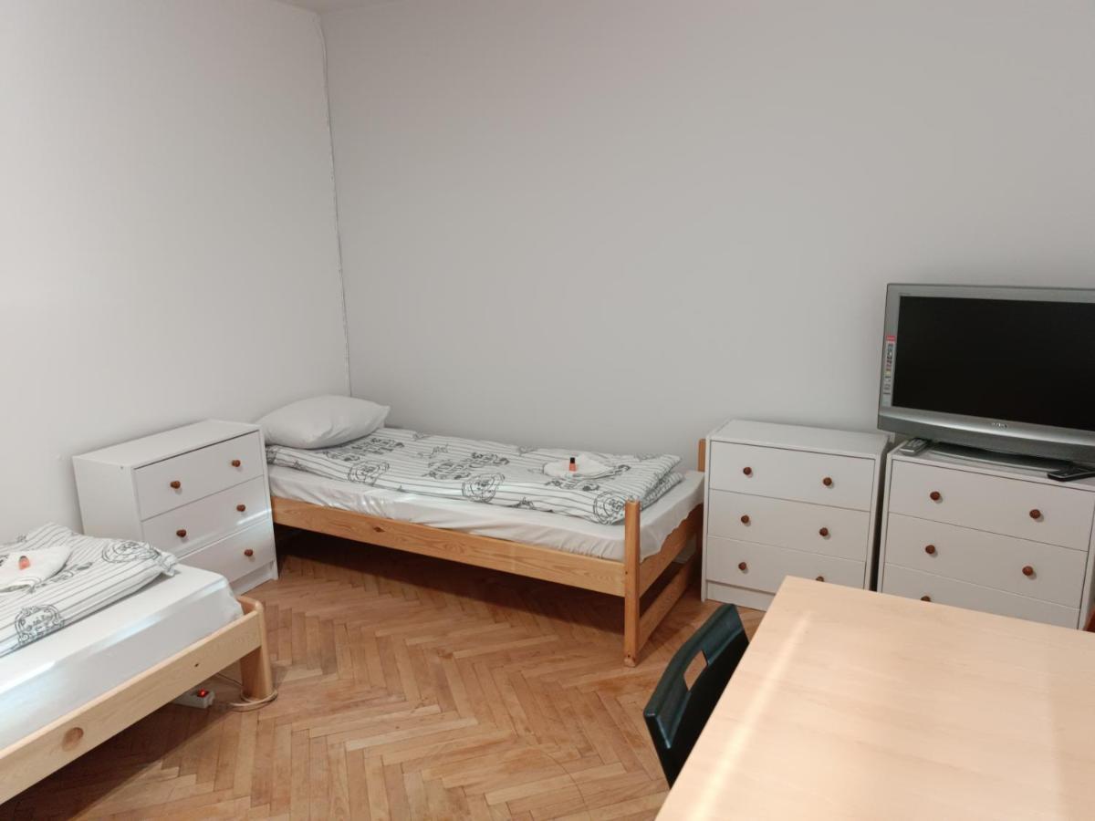 Pokoje Sunrise Hostel Warsaw Exterior photo